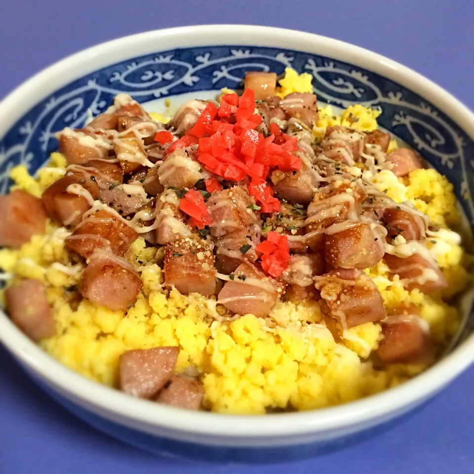 Snapdishの料理写真:スパムと玉子の彩り丼|Hiroya Fujiiさん