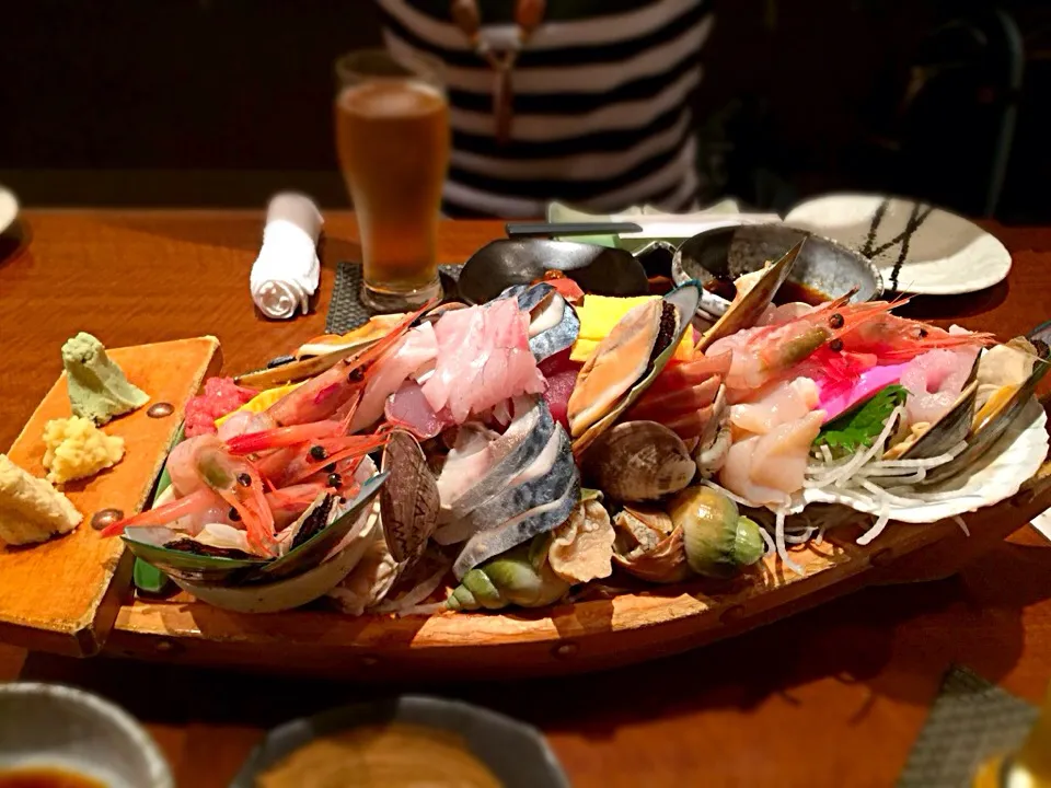 Snapdishの料理写真:旦那さん出張中ごはん♡北海道の海鮮盛り|tsumimiさん