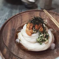 Snapdishの料理写真:うにと山形だしの素麺