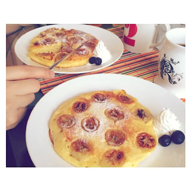 Snapdishの料理写真:カラメルバナナパンケーキ🍴|leeさん