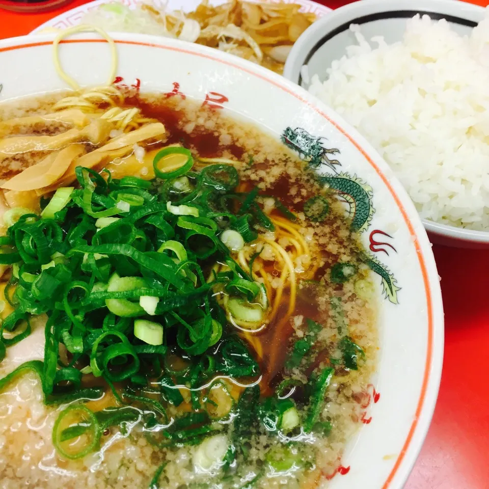 Snapdishの料理写真:昨日のラーメン🍜|KAZUTOさん