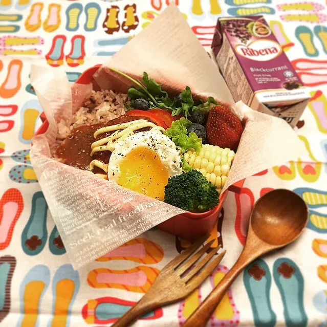 Snapdishの料理写真:Loco Moco lunch box. ロコモコ丼弁当|Yuka Nakataさん