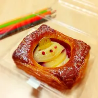 Snapdishの料理写真:白桃のペストリー|みきさん