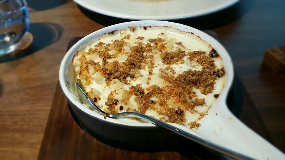 Macaroni cheese with garlic roasted crumbs|jorccyさん