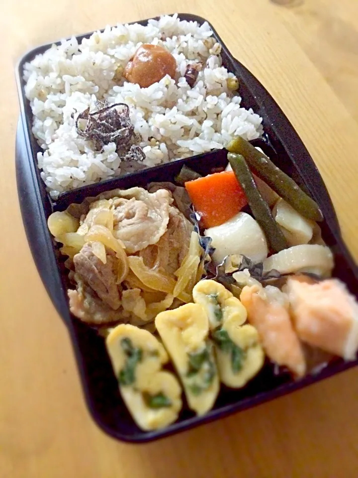 Snapdishの料理写真:五穀米おべんとう🍱|meyou..さん