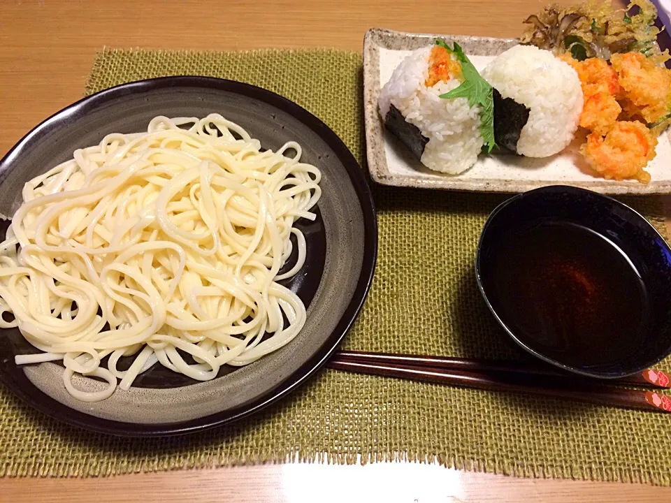 うどん & おむすび|Megumi Makiyamaさん