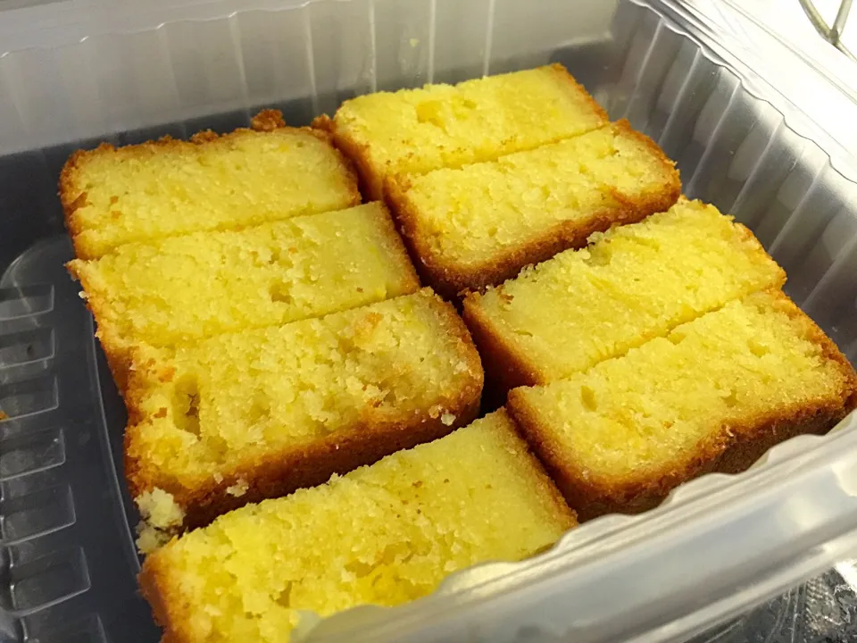 Yogurt Durian Butter Cake|Colleen Teoさん