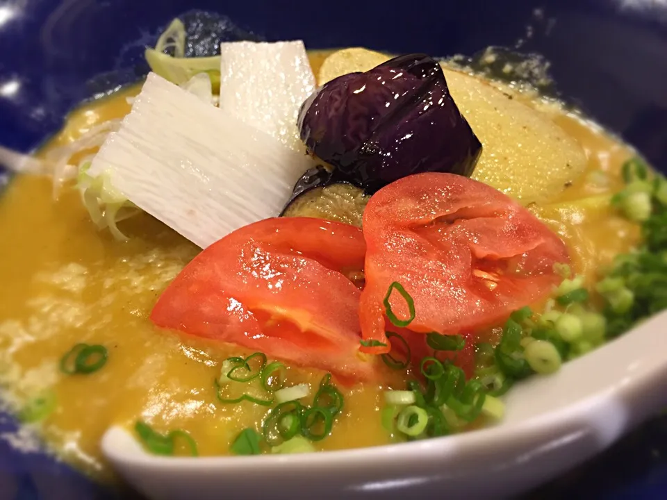 Snapdishの料理写真:野菜カレーうどん|kmdrさん