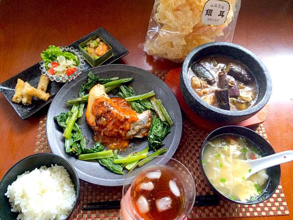 Today's Chinese Dinner🍴前菜･麻婆茄子･鱈のﾁﾘｿｰｽ 小松菜の塩炒め添え･白飯･白ｷｸﾗｹﾞの中華ｽｰﾌﾟ|🌈Ami🍻さん