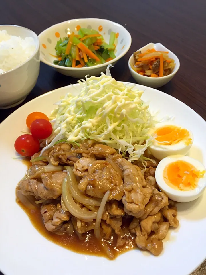 豚こま肉で生姜焼きの晩ご飯|mikaさん