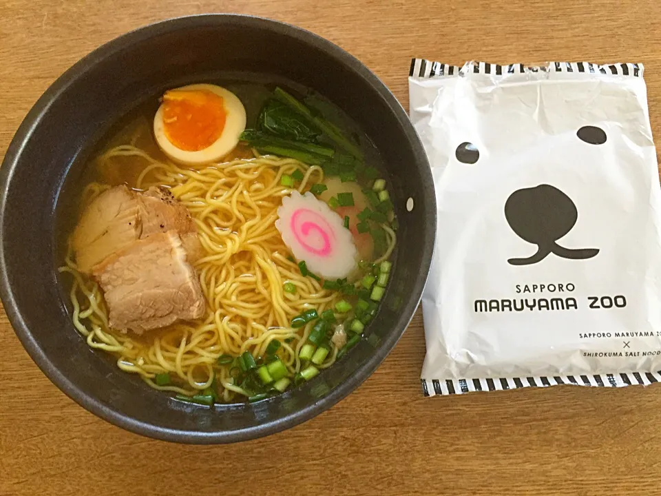 Snapdishの料理写真:しろくまラーメン作ってみたゾ|ボンジュール！さん