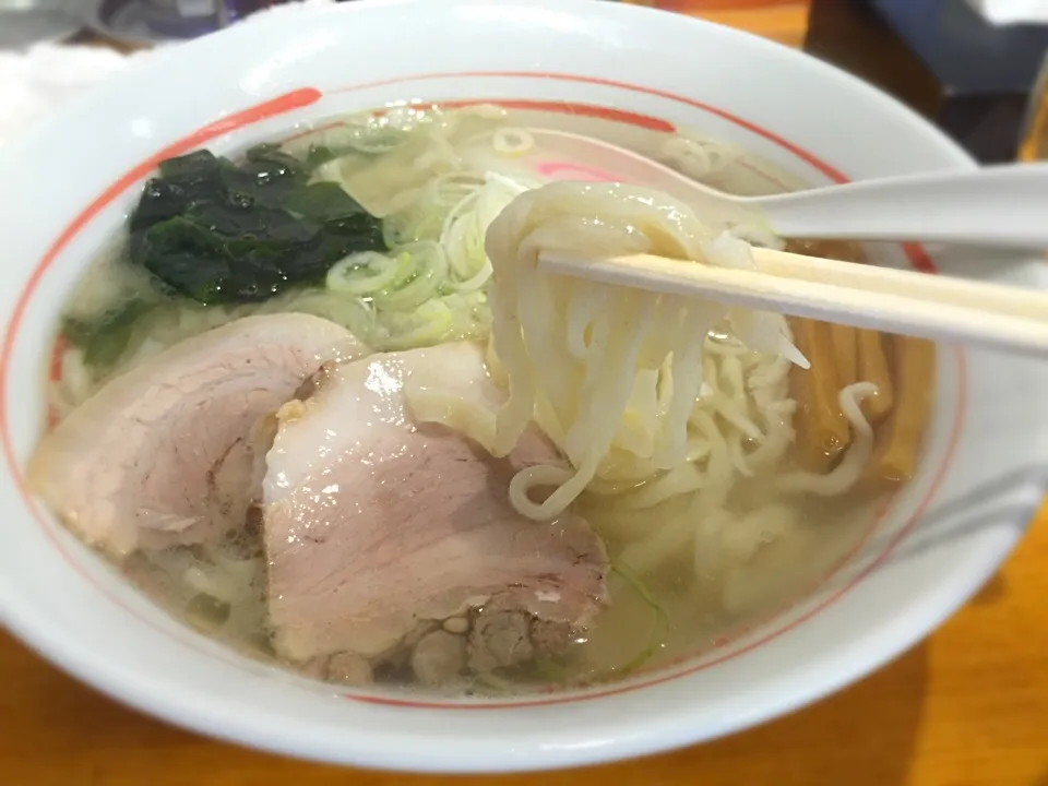 しおらーめん@手打ちラーメンなりや・館林|らーめん好き！さん