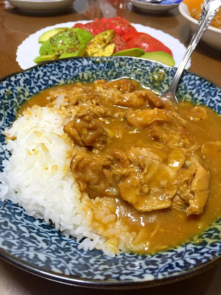 Snapdishの料理写真:トロトロ手羽元カレー|みっちんさん