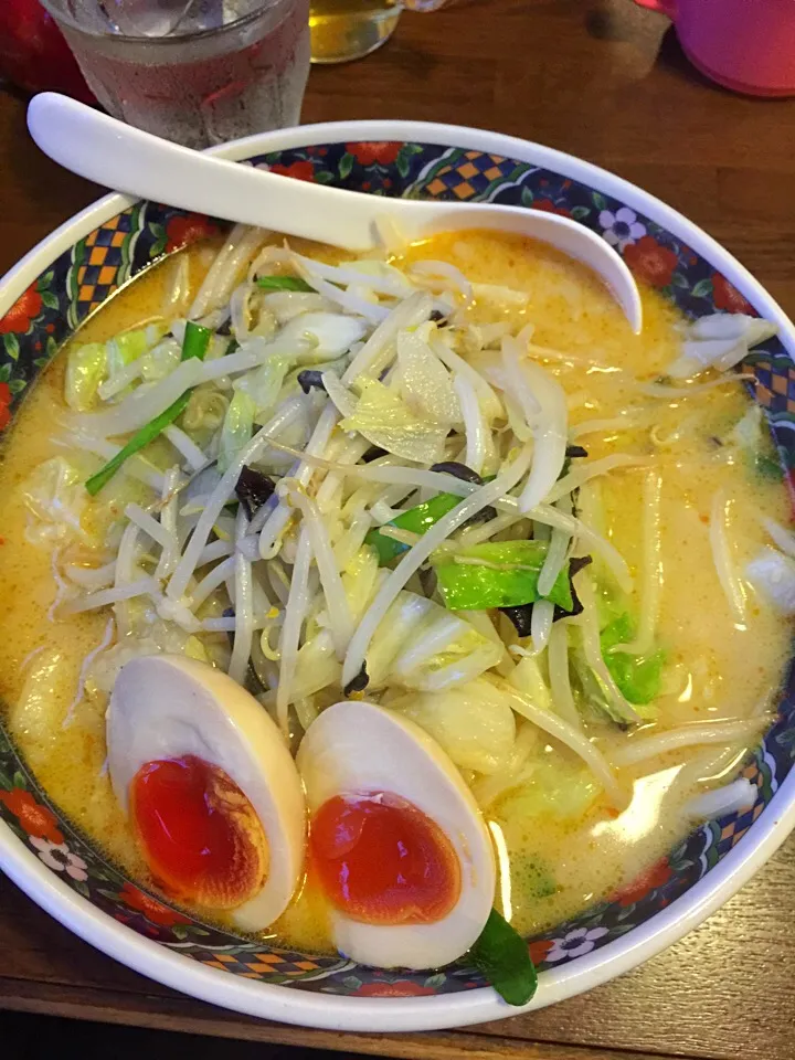 ピリ辛とんこつ野菜ラーメン|norishioさん