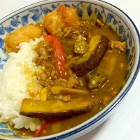 Snapdishの料理写真:夏野菜カレーいただきま〜♪(*￣0￣)/|hanaさん