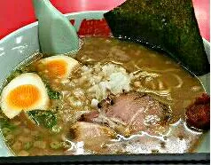 Snapdishの料理写真:山岡家期間限定 煮干醤油ラーメン味玉付き|こやっこさん