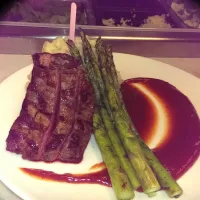 flat iron with red skin potatoes and asparagus|Danielaさん