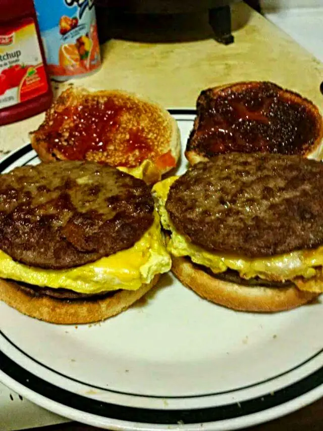 #Sausage n #Egg n #Cheese On A English Muffin  With Strawberry n Grape Jelly!...Mmmmmm|Sheila Harrisさん