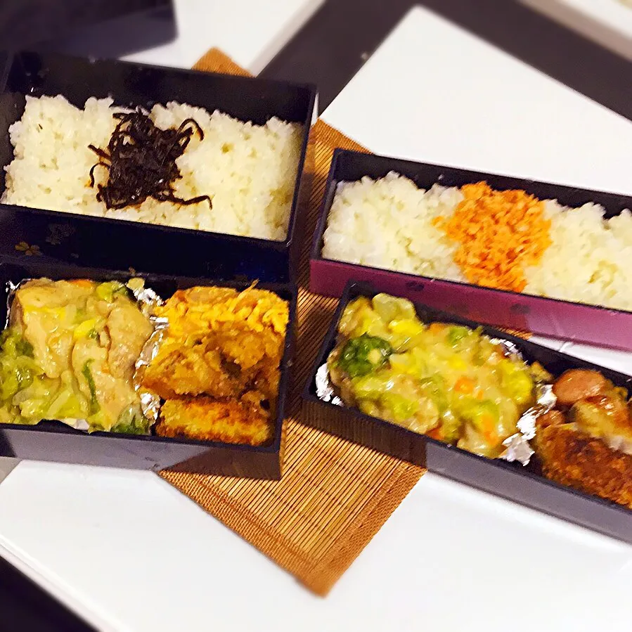 Snapdishの料理写真:チキンと白菜のクリーム煮。肉じゃがコロッケ。ザンギ。炒り卵。ウインナーと長芋炒め。|OGIPAINさん