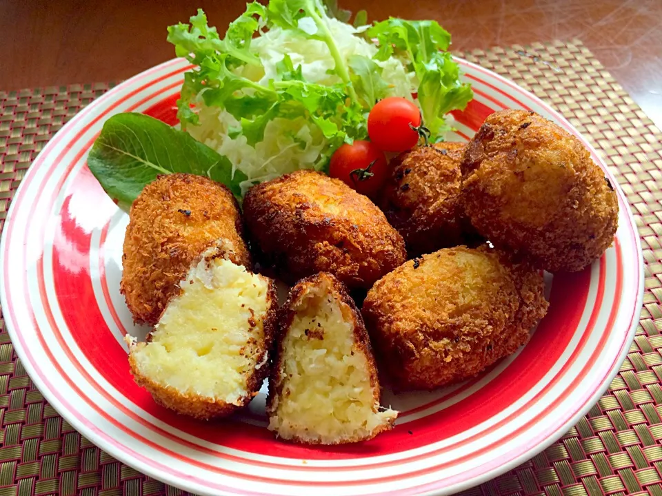 Croquetas de Bacalao🐟ｸﾛｹｯﾀ ﾃﾞ ﾊﾞｶﾗｵ<鱈のｺﾛｯｹ>|🌈Ami🍻さん