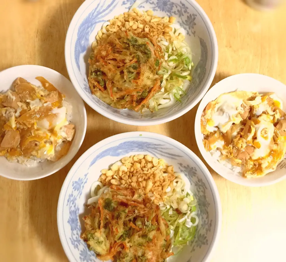 (*´ω｀*) 晩ご飯  かき揚げ冷やしぶっかけうどん と 親子丼 ♪|Gigi Cafeさん