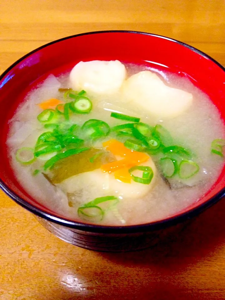 具だくさん味噌汁🍲麩入り|まいりさん