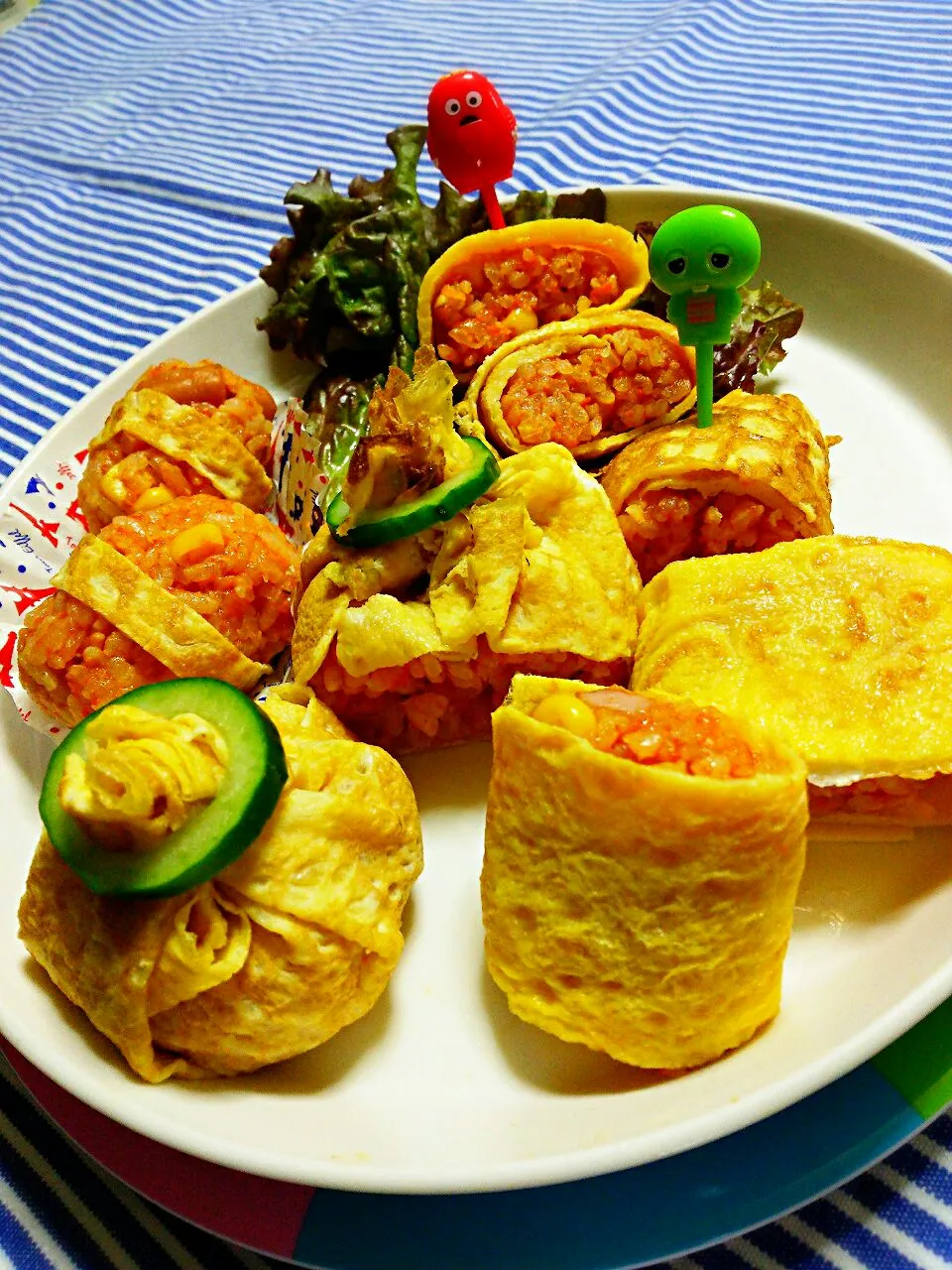 Yumiの濃縮野菜ジュースで炊いたピラフを
リメイク➰ 薄焼き玉子の巻き巻き😆|☆Yumi☆さん