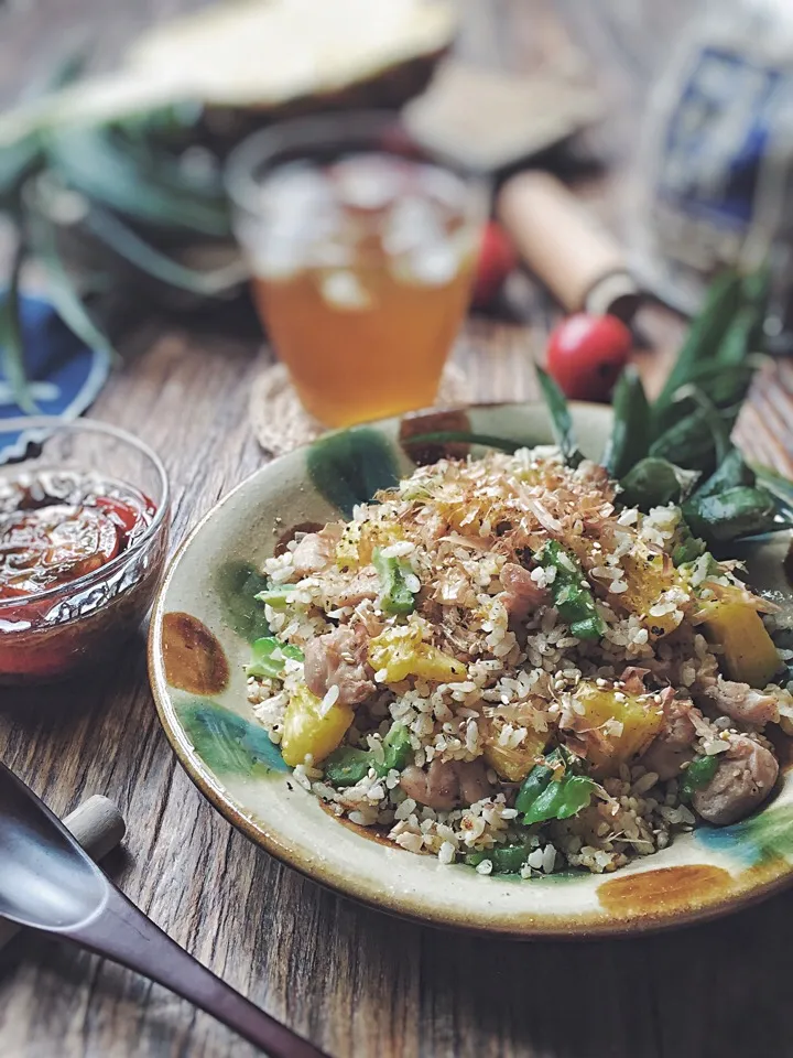 ゴーヤー、パイナップル、チキンチャーハン/bitter gourd,pineapple and chicken fried rice|rick chanさん