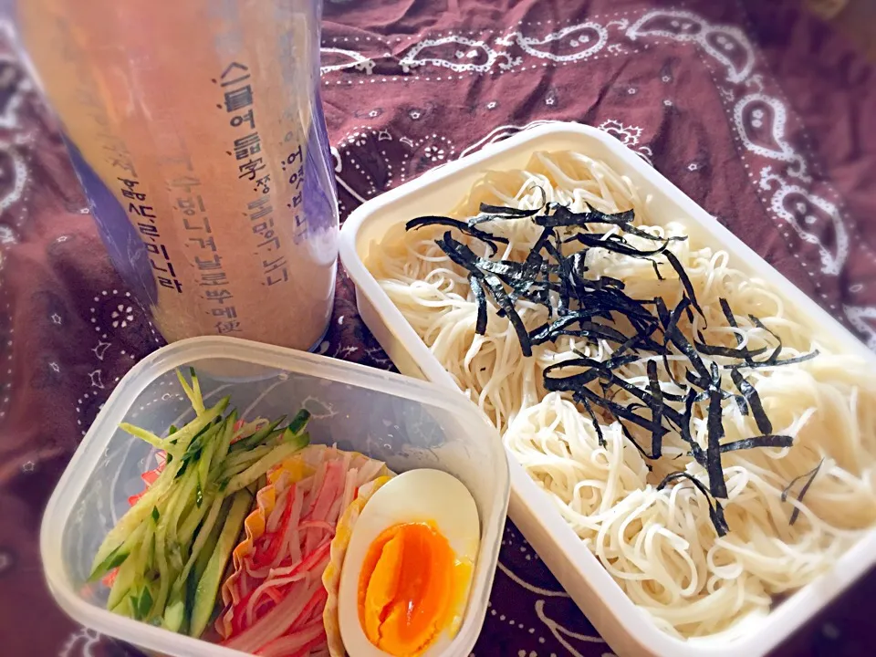 そうめんが食べたぃぃぃぃぃぃ！麺つゆはママのタンブラーにw弁当|ちもこさん