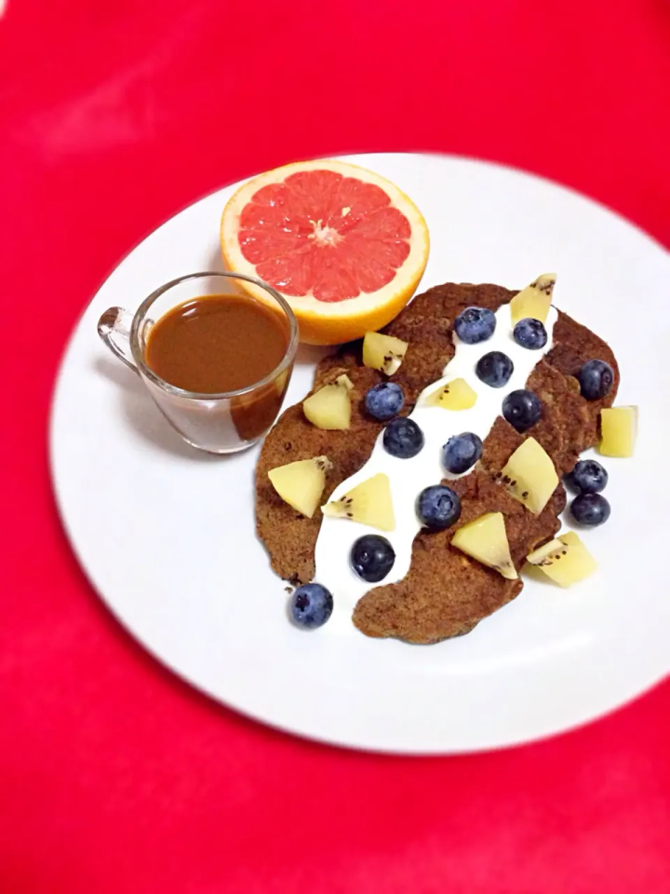 Buckwheat pancakes with yogurt and fruits, ☕️|coxiella24さん