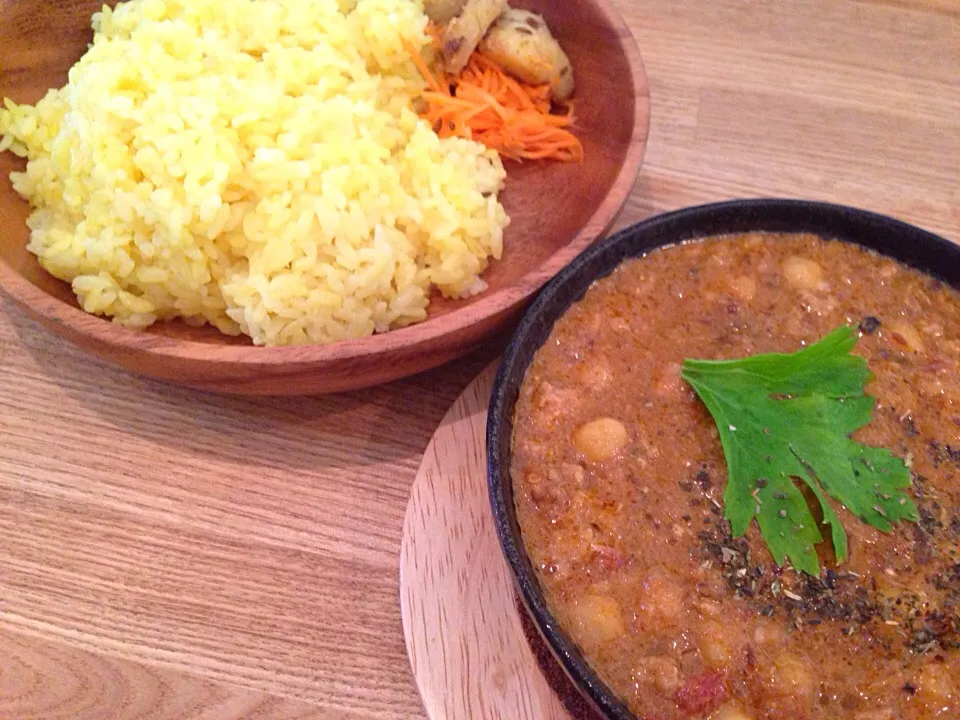 ひよこ豆と鶏ひき肉のココナッツカレー|たかさんさん