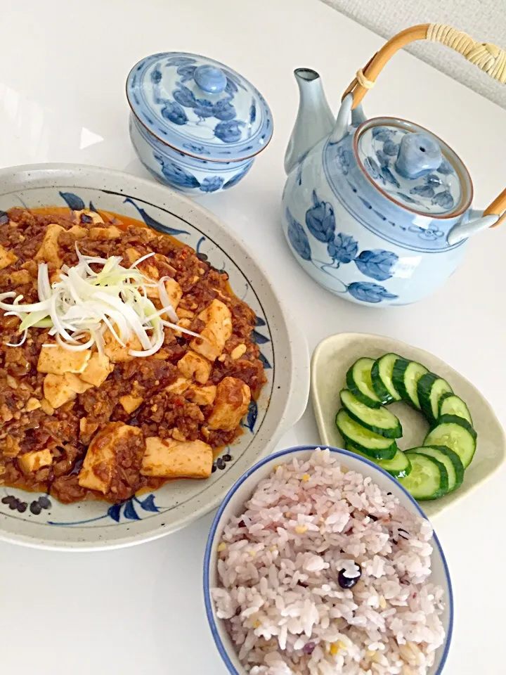 Mabo Tofu, Pickled Cucumber and Multi Grained Brown Rice|Alvin Valerianoさん