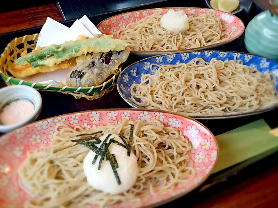 3種そばセット 〜 とろろそば、おろしそば、もりそば＋野菜天|リフルシャッフルさん