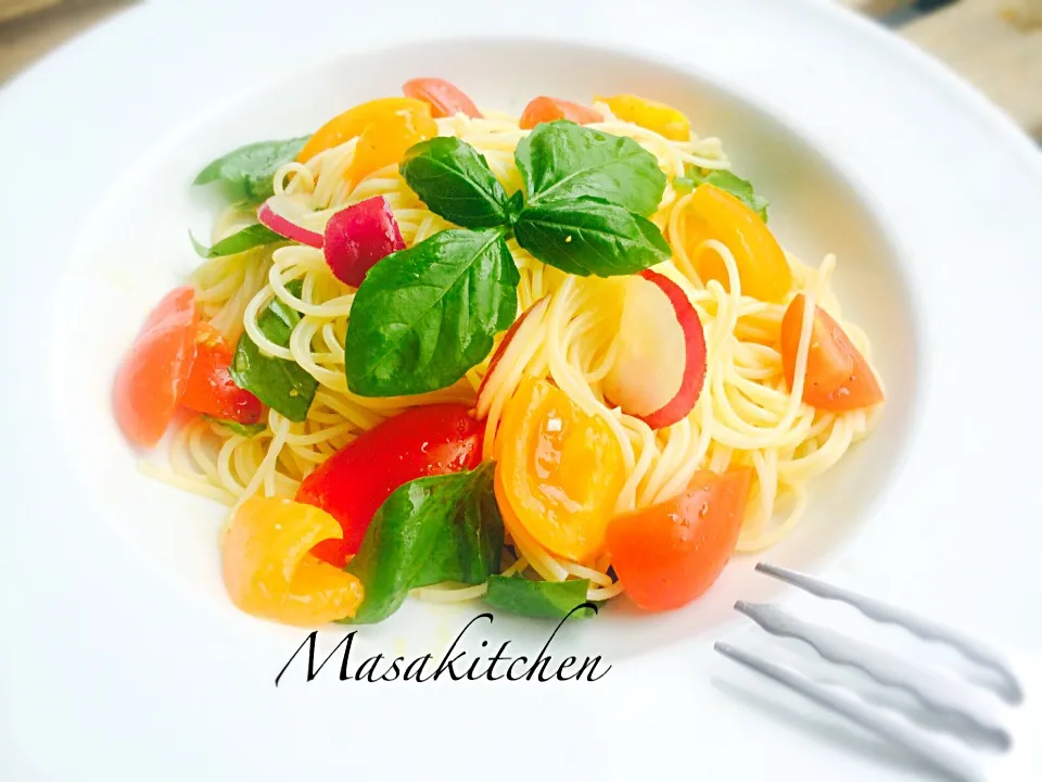 Snapdishの料理写真:Tomatoes&basils cold pasta|Masakiさん