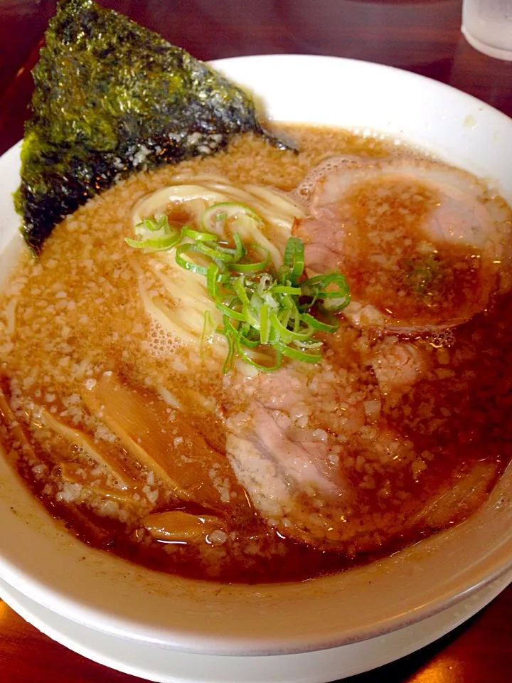 新潟 燕三条 ラーメン勝 背脂がのってるけど そんなにしつこくなく食べられた〜（＾ω＾）|あっこぷーさん