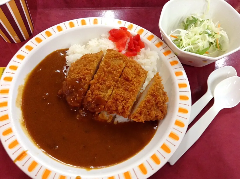 Snapdishの料理写真:中京大学のカツカレー！|ももじり♡さん