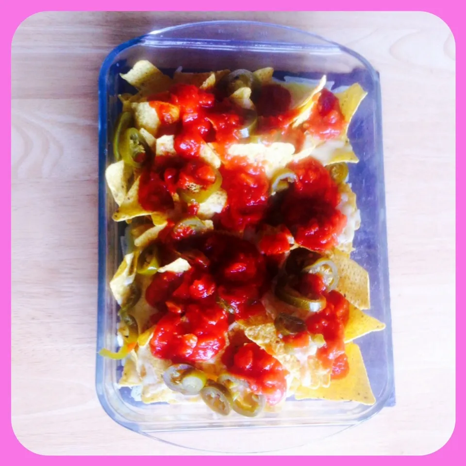 Vegetarian snack - super loaded nachos! 🎉☀️|🍓Jolejo🍓さん