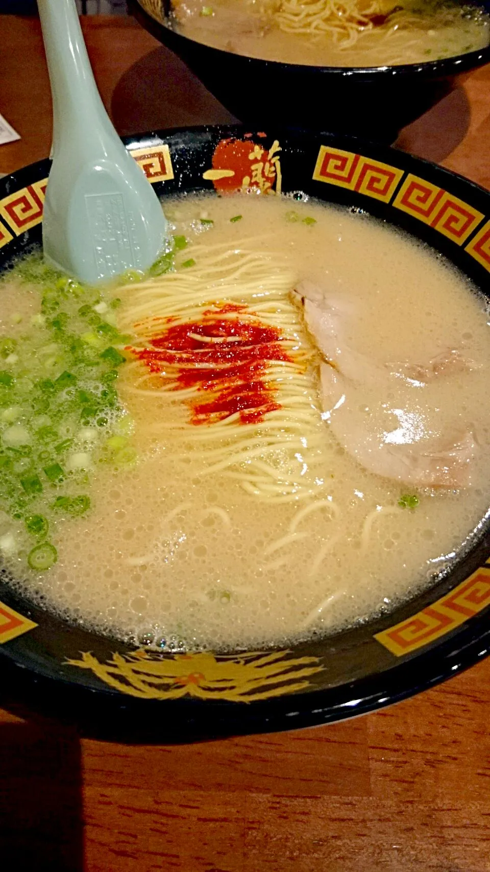 一蘭替え玉つき☆真夜中２時のラーメンやっちまったな       ニックネームはお代官にしたらぁ|まーぶるさん