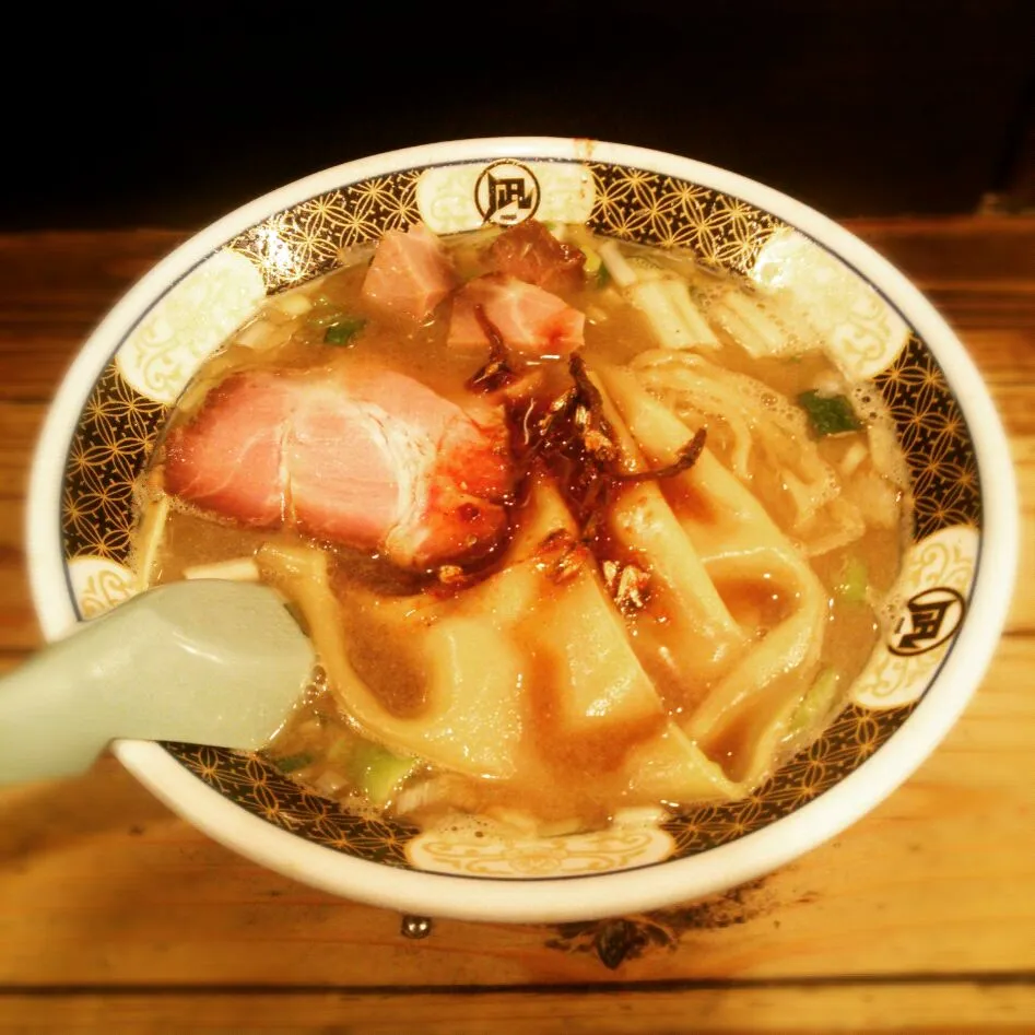 すごい煮干しラーメン|よちやまさん