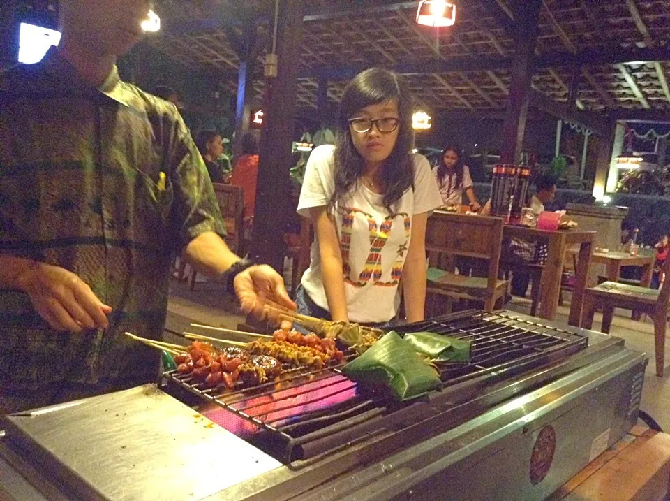 Sate|Bambang Budiono Tjioさん