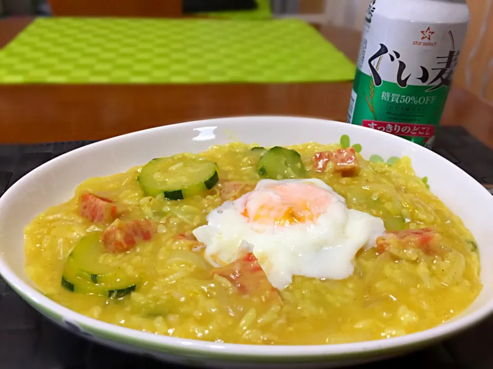 ズッキーニとお魚サラミのカレーリゾット🍛|マニラ男さん