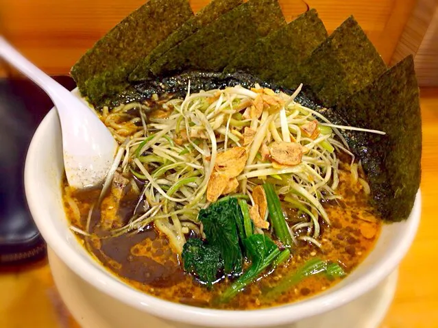 【みそ壱】ネギ赤黒味噌ラーメン|海斗さん