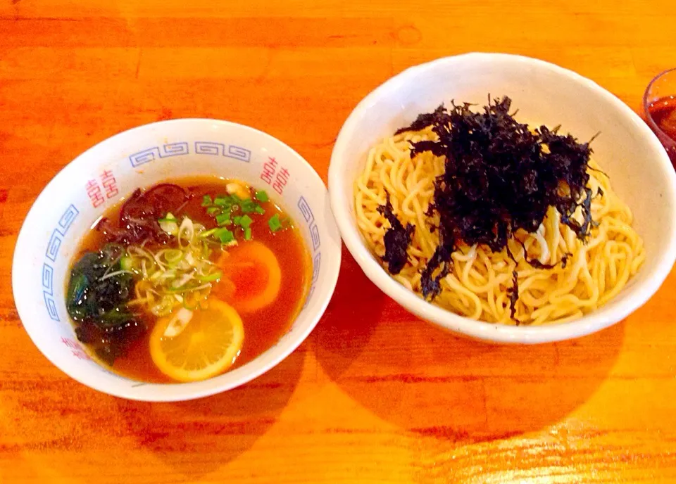 トムヤムクンつけ麺|草津の屋台　トタン家さん