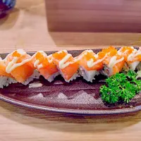 Salmon Kani Mayo Roll|Gilangさん