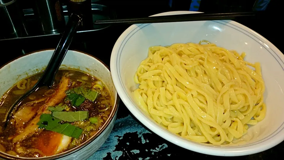 大井町・幸龍
青虎(醤油つけ麺)

これめっちゃ美味しいんです😄|りくれんさん