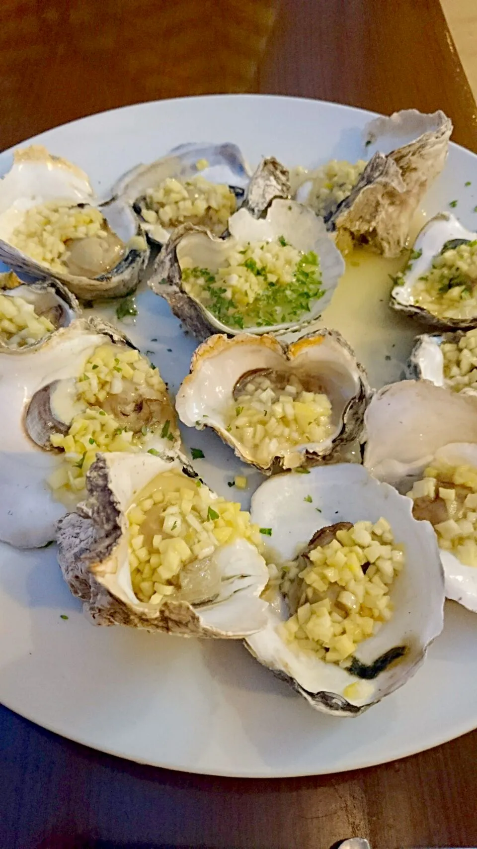 Snapdishの料理写真:baked oyster with ginger and green mango..|bonnieさん