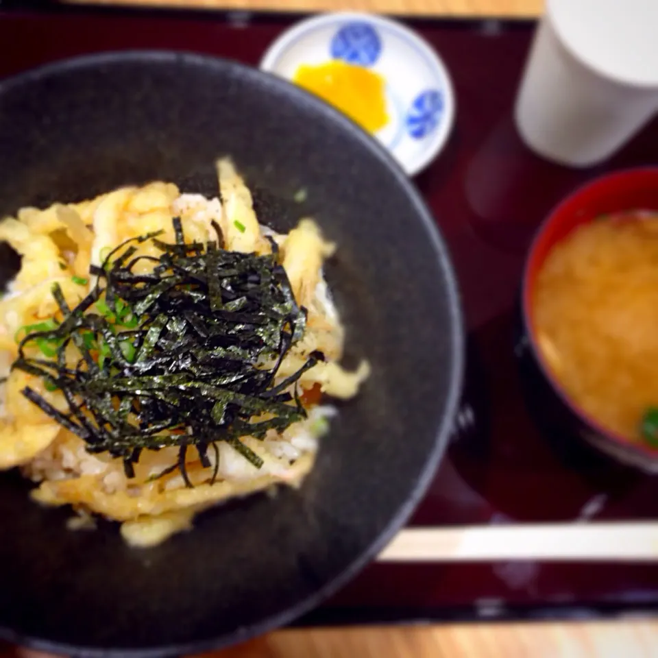 Snapdishの料理写真:白エビの和風あんかけ丼|どんぐりやろうさん