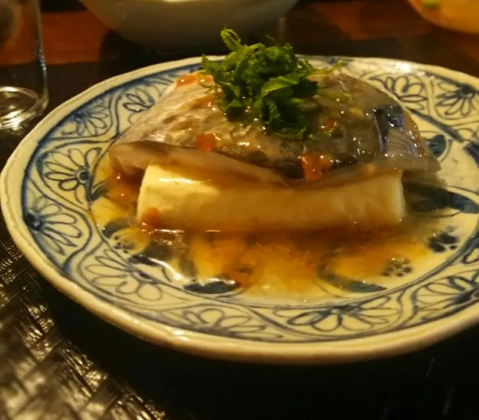 Snapdishの料理写真:7/19-⑤  サワラと豆腐の重ね焼き、梅だし銀あん🎵|peachさん