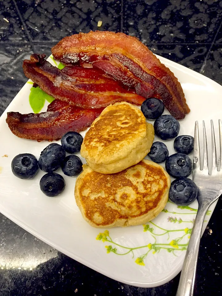 Crispy Bacon & Wheat Pancakes|Colleen Teoさん