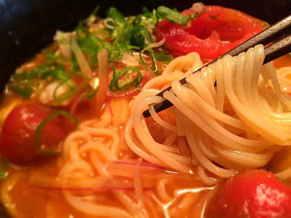 冷し出汁トマトのカレーそうめん3|半田手延べそうめんの店 阿波や壱兆さん